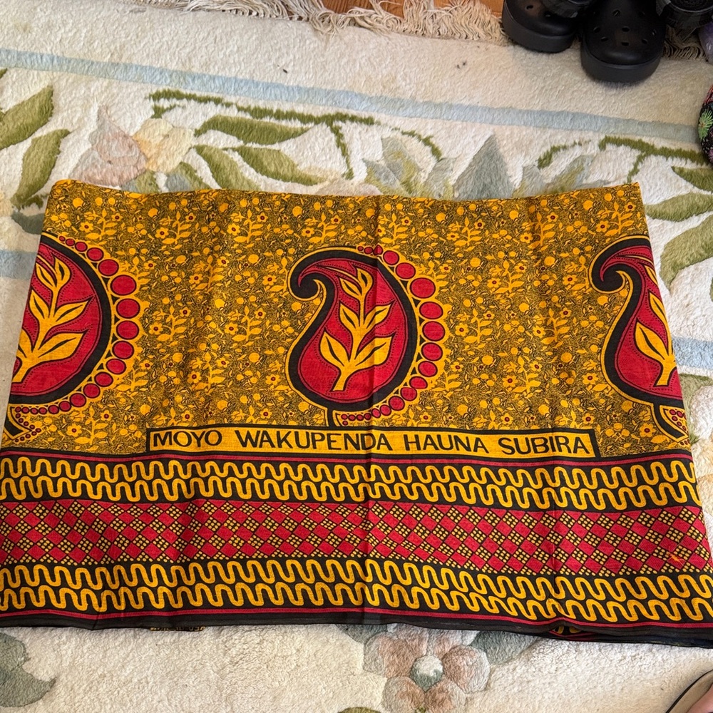 A Swahili phrase A heart deep in love has no patience  scarf